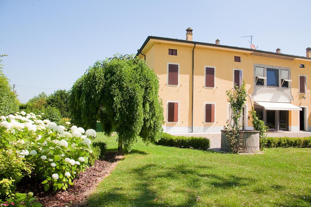 B&B Temenos Parma Ngoại thất bức ảnh